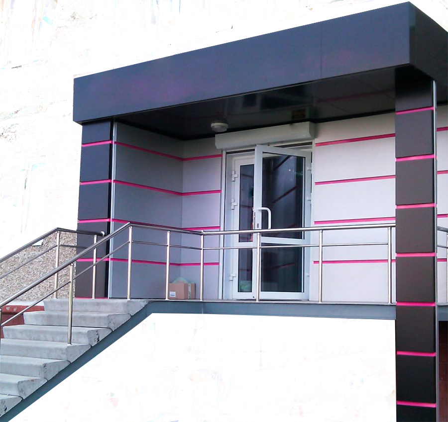 Входная группа нежилого помещения в г Тула